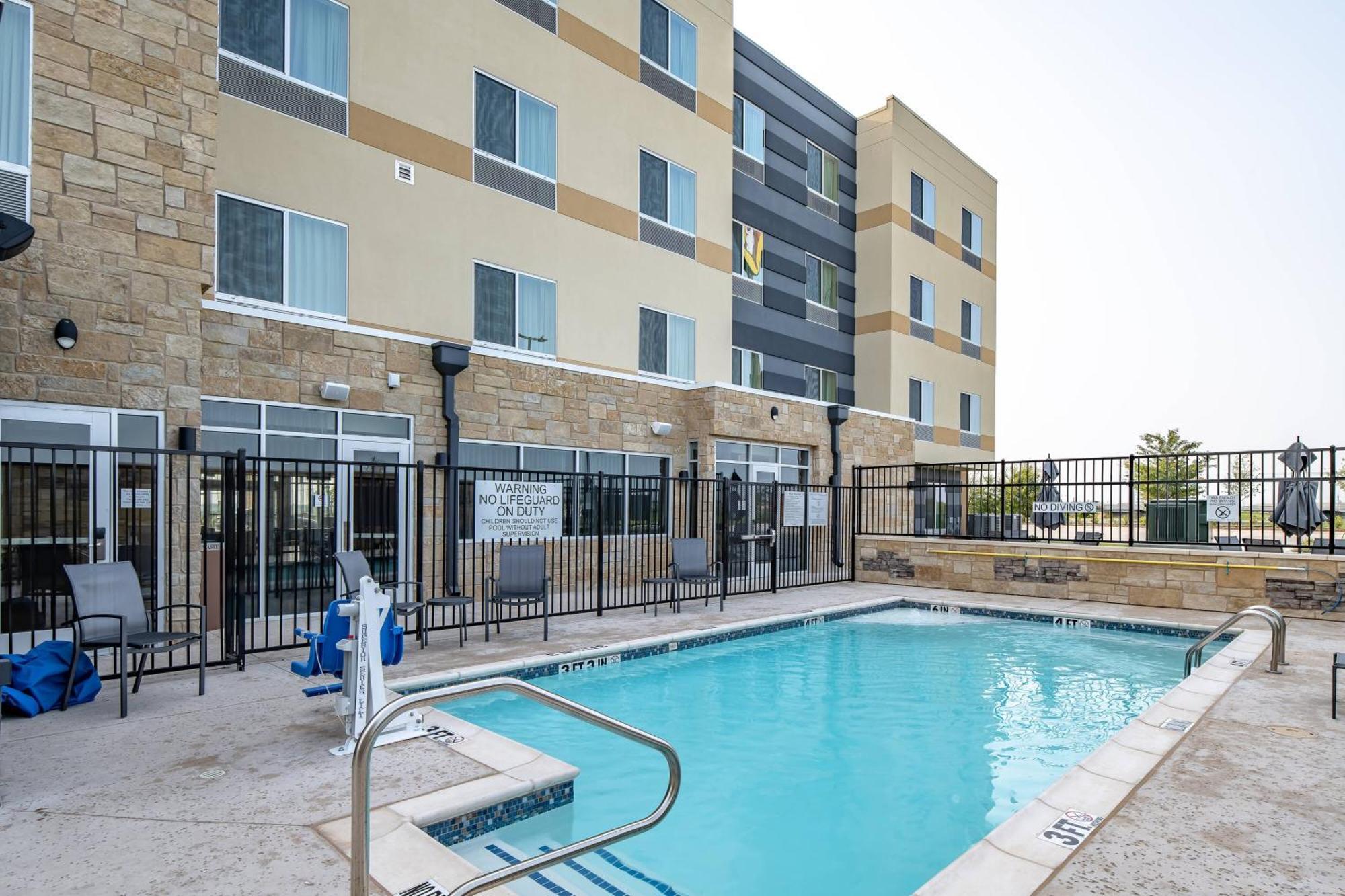 Fairfield Inn & Suites By Marriott Terrell Exterior photo