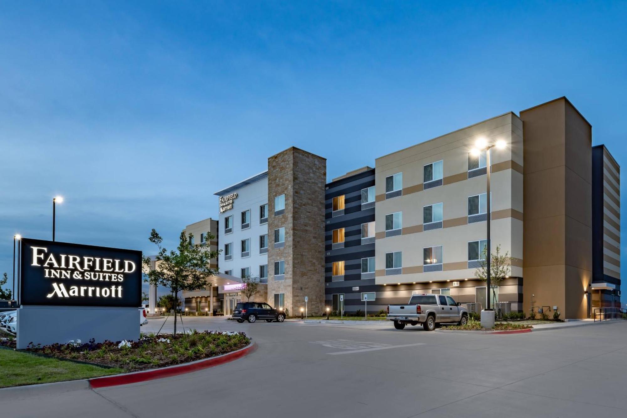 Fairfield Inn & Suites By Marriott Terrell Exterior photo